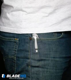 Kershaw Leek Assisted Opening Knife (3" Bead Blast Serr) 1660ST 9 Kershaw Leek Assisted Opening Knife (3" Bead Blast Serr) 1660ST -Blade HQ Kershaw Leek Assisted Opening Knife Bead Blast 1660 BHQ 0143 kp pocket web 30